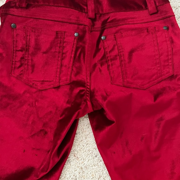Alice and Olivia red velvet, size 4 pant - Picture 4 of 4